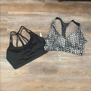 Victoria's Secret Black and White Sports Bras Medium Support